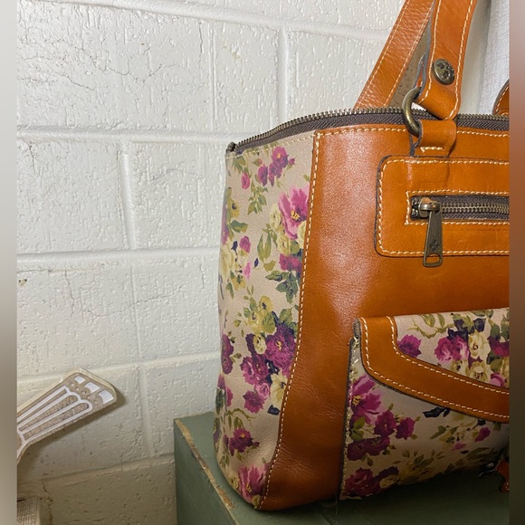 PATRICIA NASH ANTIQUE ROSE FLORAL AND BROWN LEATHER BAG EUC - Picture 6 of 13